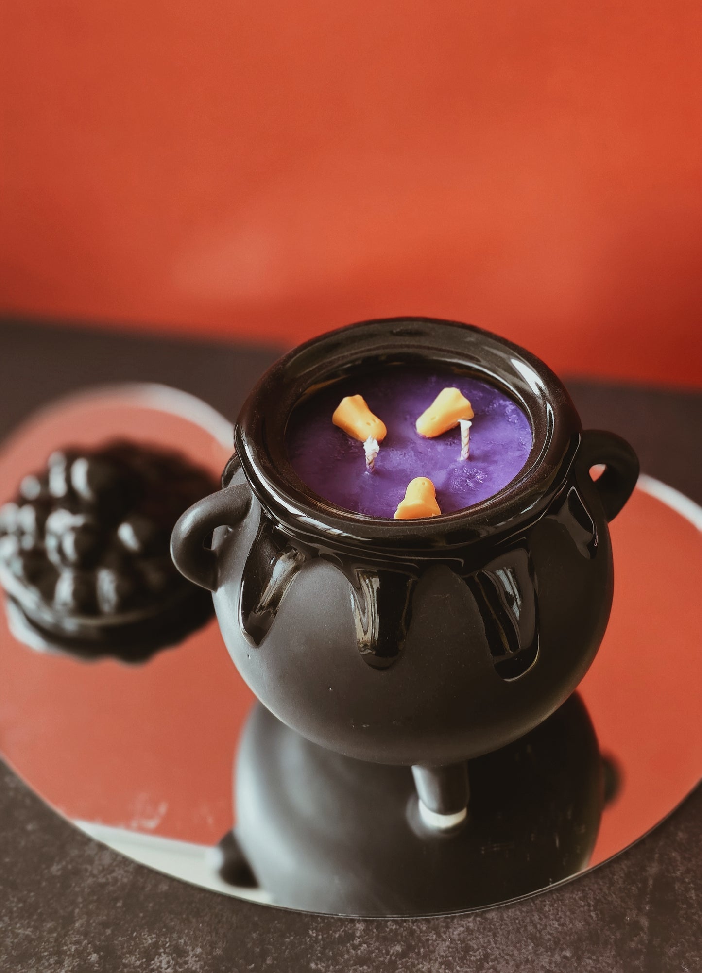 Large Witch's Cauldron Candle